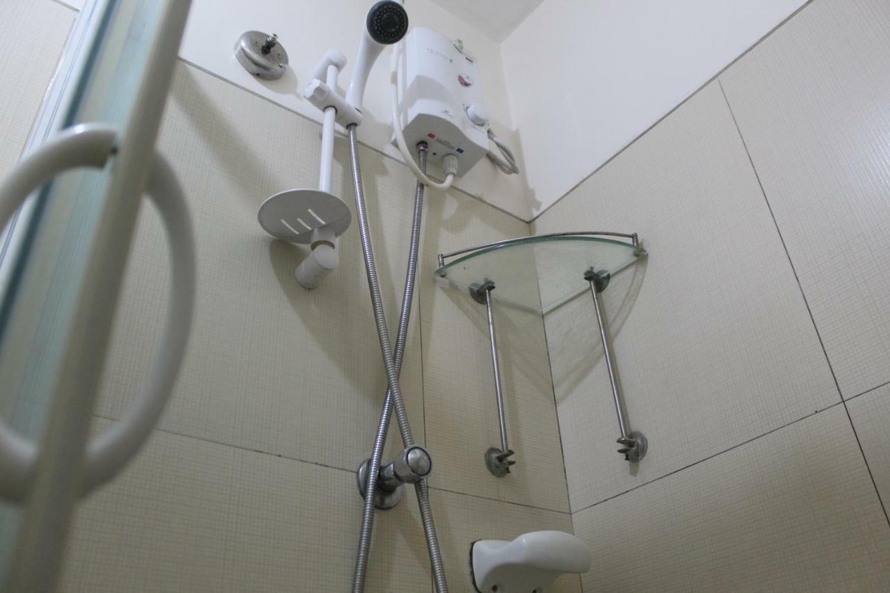 Chateau Elysee A3 Near Airport Wifi Kitchen Paranaque City エクステリア 写真