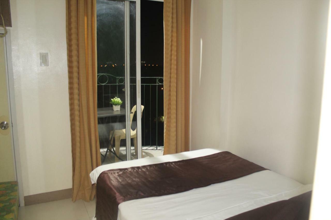 Chateau Elysee A3 Near Airport Wifi Kitchen Paranaque City エクステリア 写真